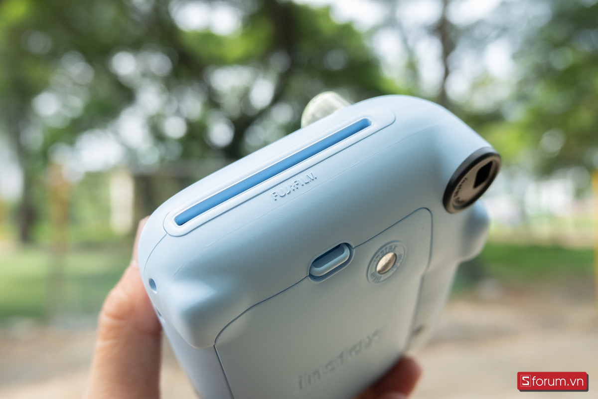 khe in ảnh trên Fujifilm Instax Mini 12