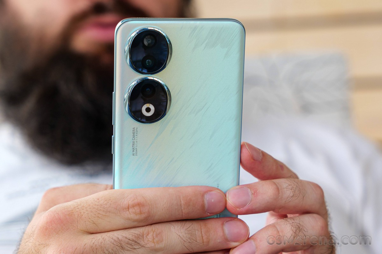 Honor 90