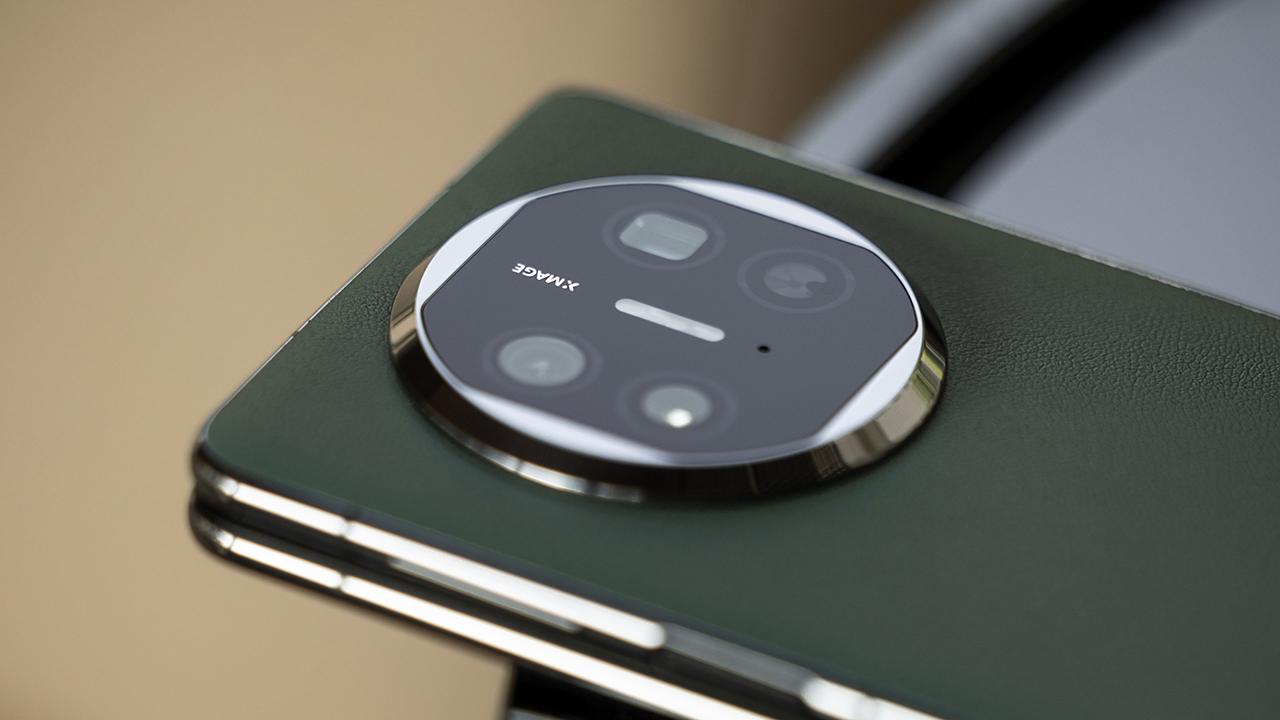 Huawei Mate X5 camera