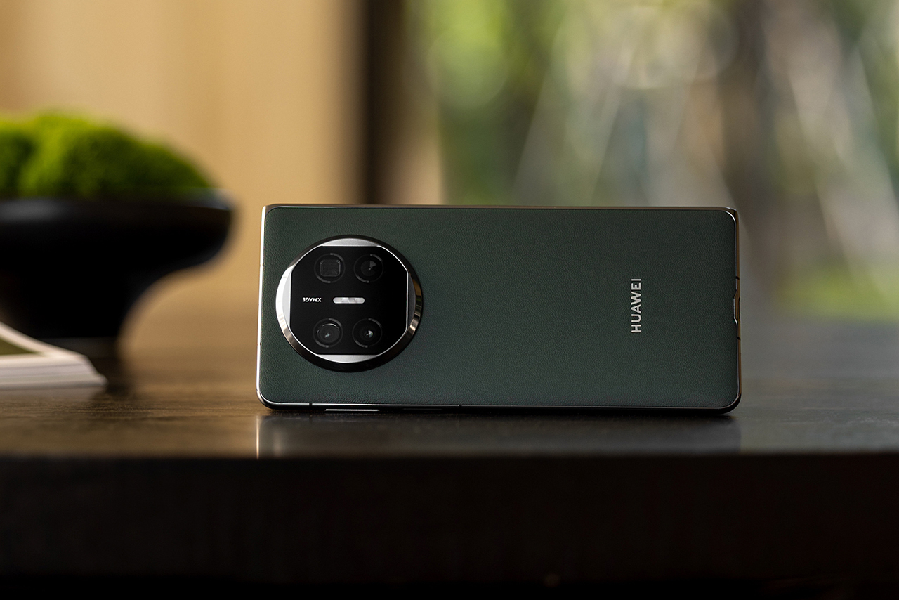 Huawei Mate X5