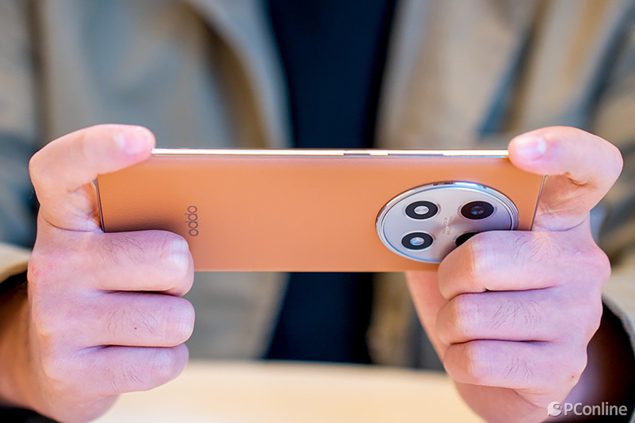 OPPO A2 Pro