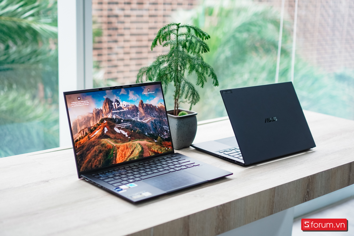 ASUS ExpertBook B9 OLED