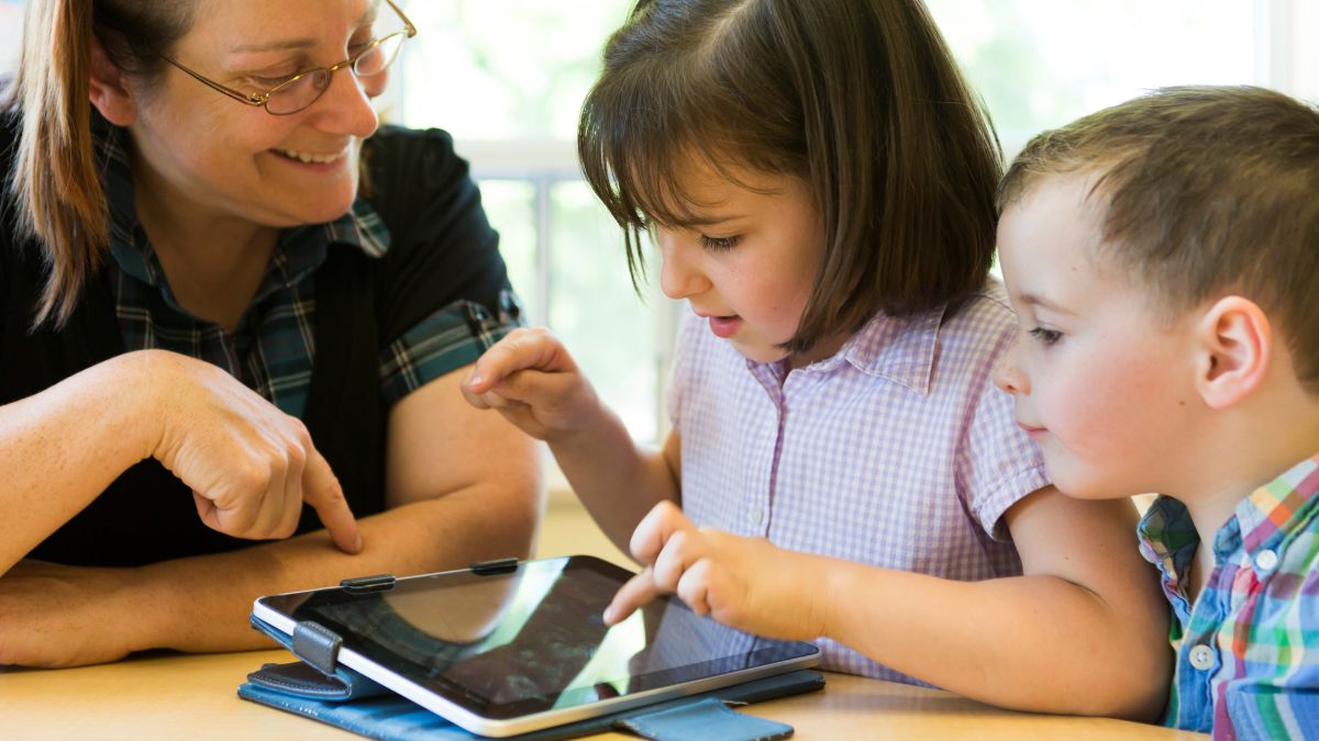 iPad - Cả thế giới giải trí ngay trên lòng bàn tay