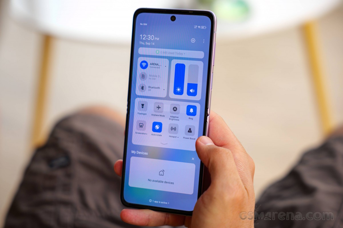 Tecno Phantom V Flip sở hữu viên pin 4000 mAh cùng khả năng sạc nhanh 45W