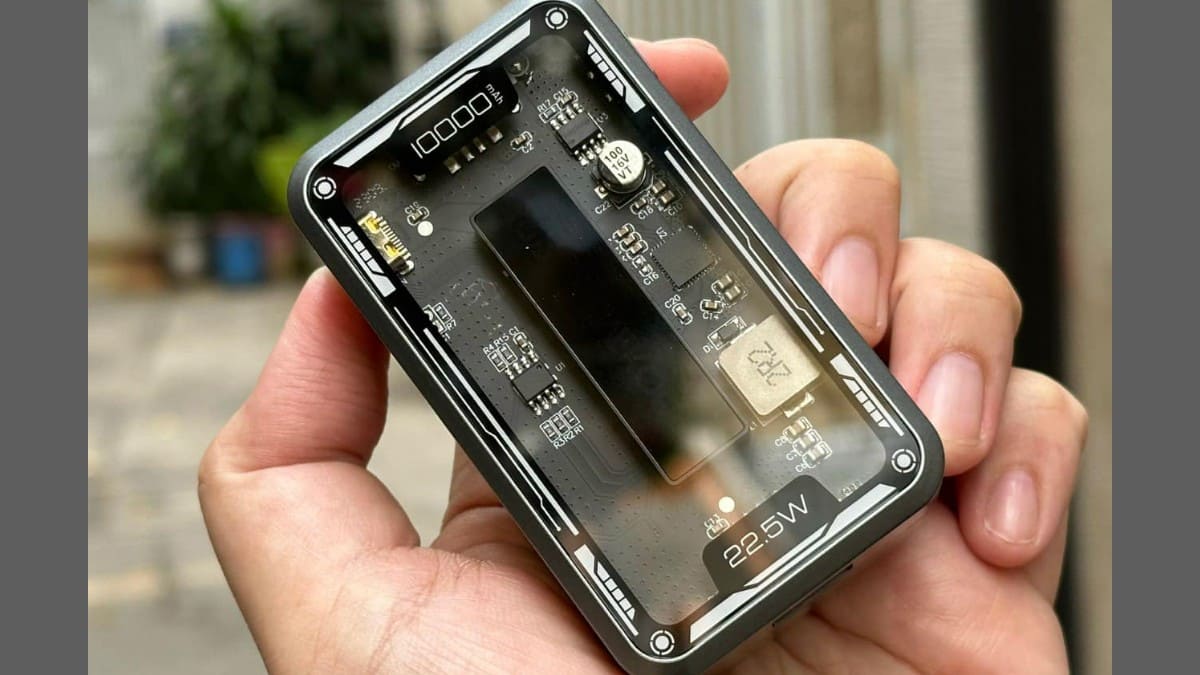 Top pin sạc dự phòng trong suốt giá tốt - Sạc dự phòng Wekome WP-395 10000mAh