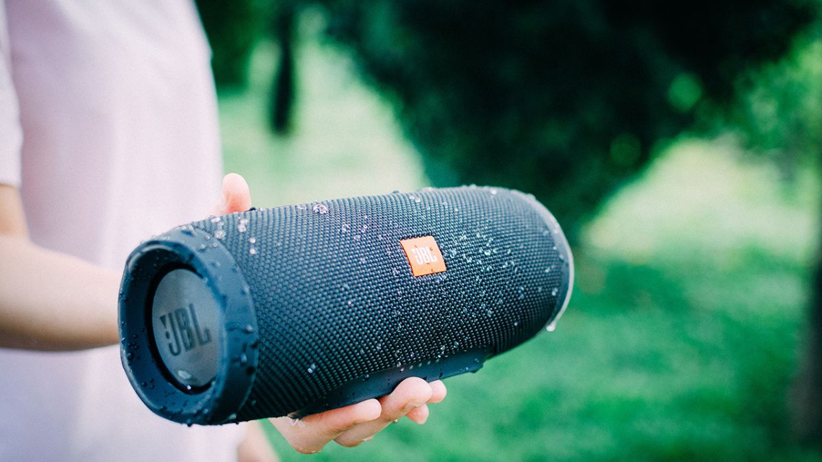 So sánh JBL và Sony: Chất lượng âm thanh