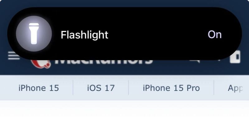 iOS 17.1 beta 1 có chỉ báo đèn pin trong Dynamic Island