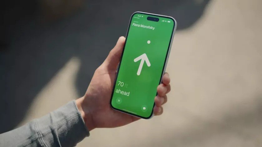 Dòng iPhone 15 có thể giúp xác định vị trí bạn bè dễ dàng hơn. Ảnh: Apple.com