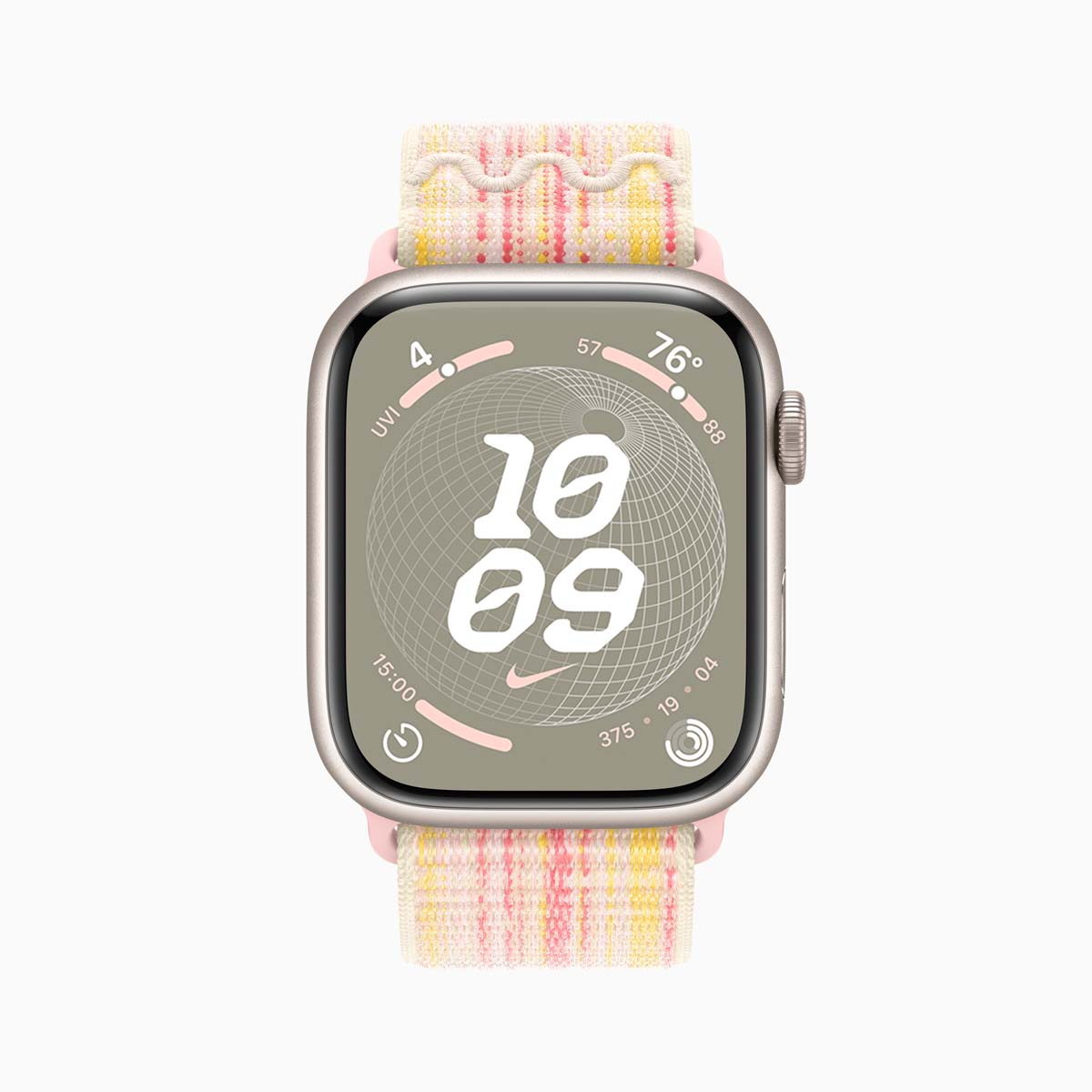 Mặt đồng hồ Nike Globe thắp sáng đường viền trên quả địa cầu mỗi giây trôi qua.