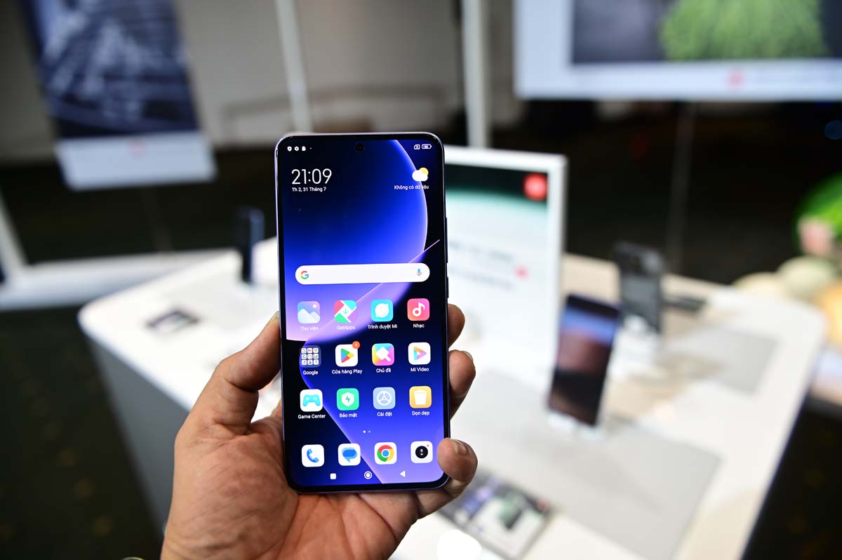 Xiaomi 13T Series sở hữu màn hình 6.7 inch