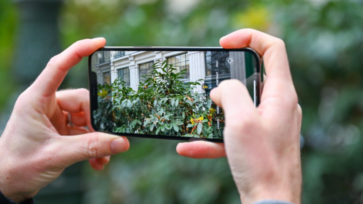 Bạn đã biết cách chụp HDR tự động trên iPhone 15 series chưa?
