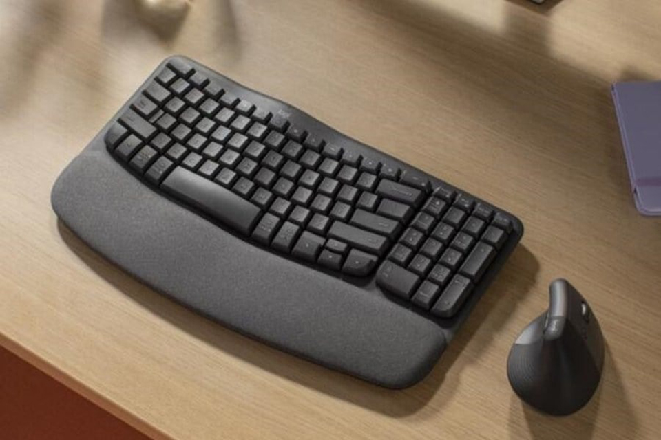 Logitech Wave Keys màu xám