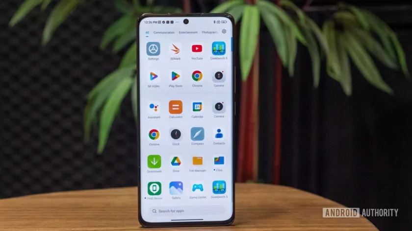 Giao diện phần mềm mới của Xiaomi nên có ít ứng dụng rác hơn