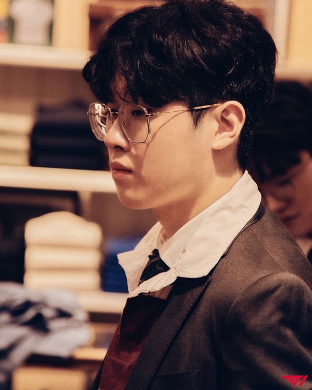 LMHT: T1 lộ loạt ảnh 