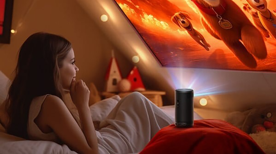 Máy chiếu mới của Anker có thiết kế cực kỳ nhỏ gọn