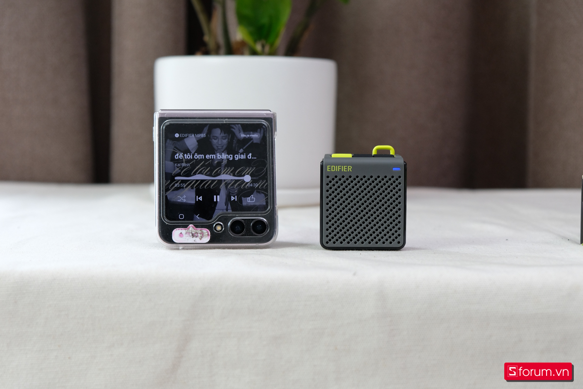 Edifier MP85 màu Xám - Xanh