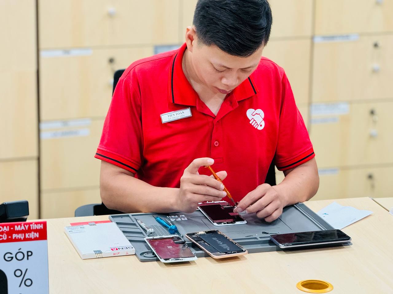 Màn hình Gen A là gì? Thay màn hình Gen A chính hãng có tốt không?