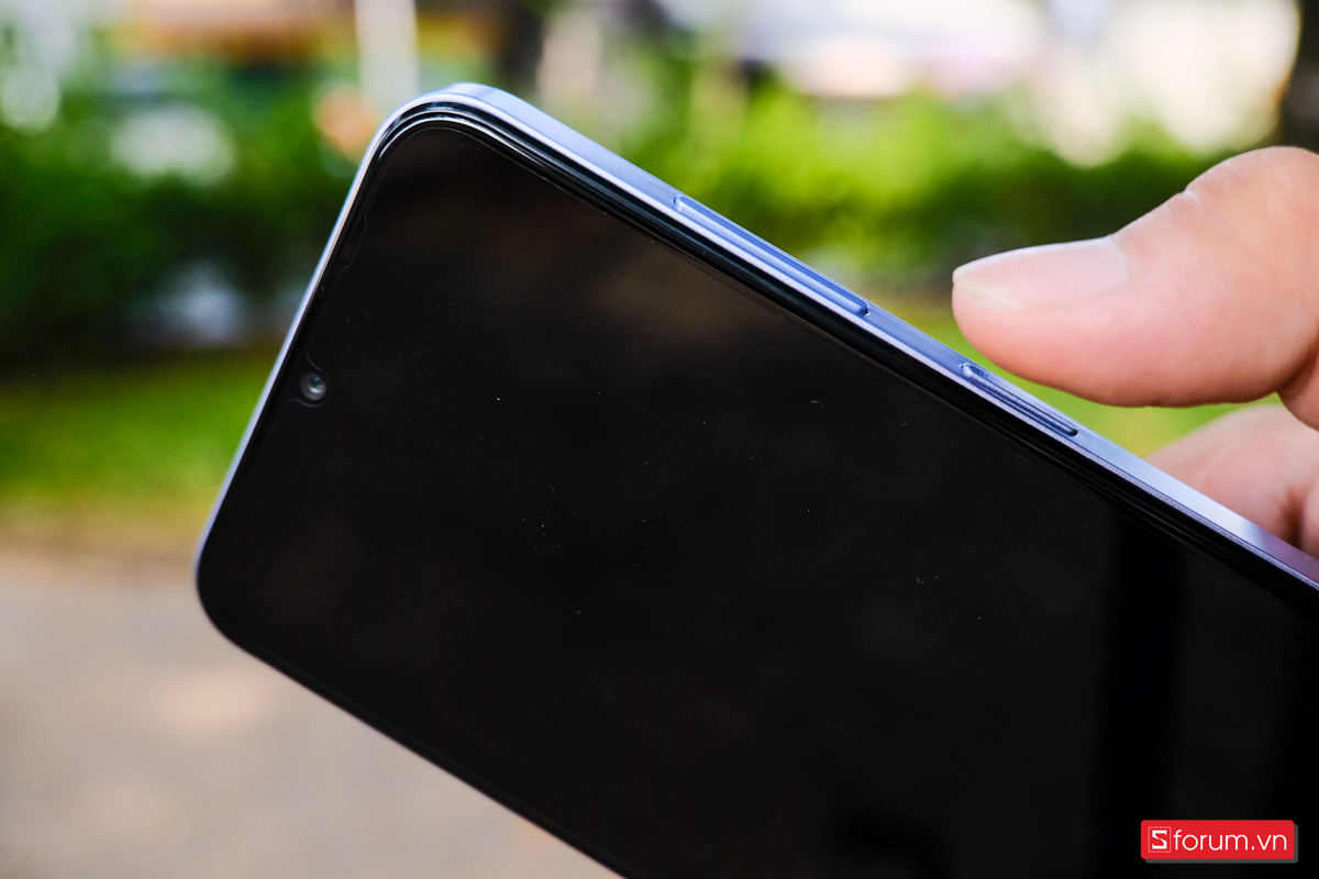 ZTE Blade V50 Design