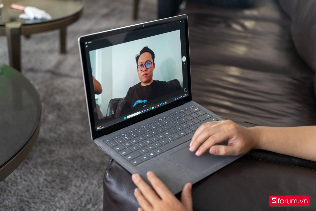 Surface Laptop 4 có mức giá khá cao so với cấu hình