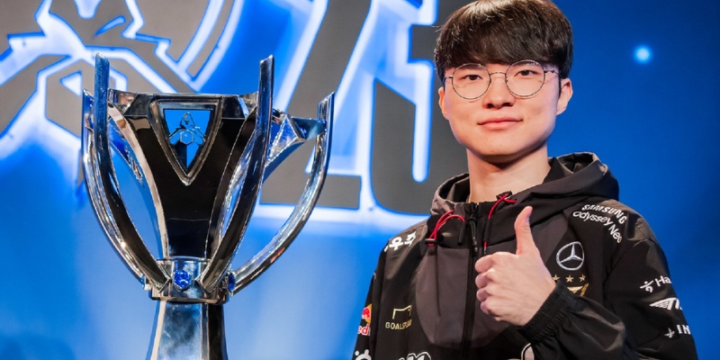 LMHT: Faker từng bất ngờ lãnh án phạt từ Riot khi đang tranh ngôi vương tại kỳ CKTG 2023