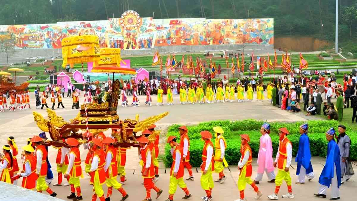 Nguồn gốc hình thành lễ hội Đền Hùng