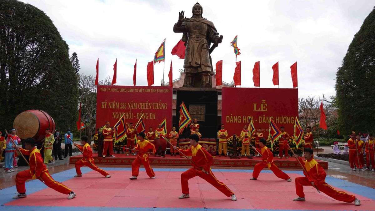 Phần hội tại lễ hội Đống Đa