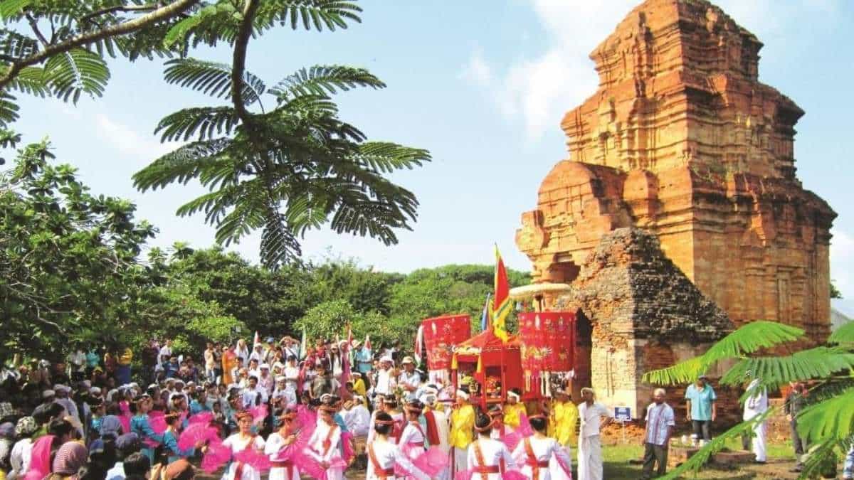 Lễ hội Katê là gì?