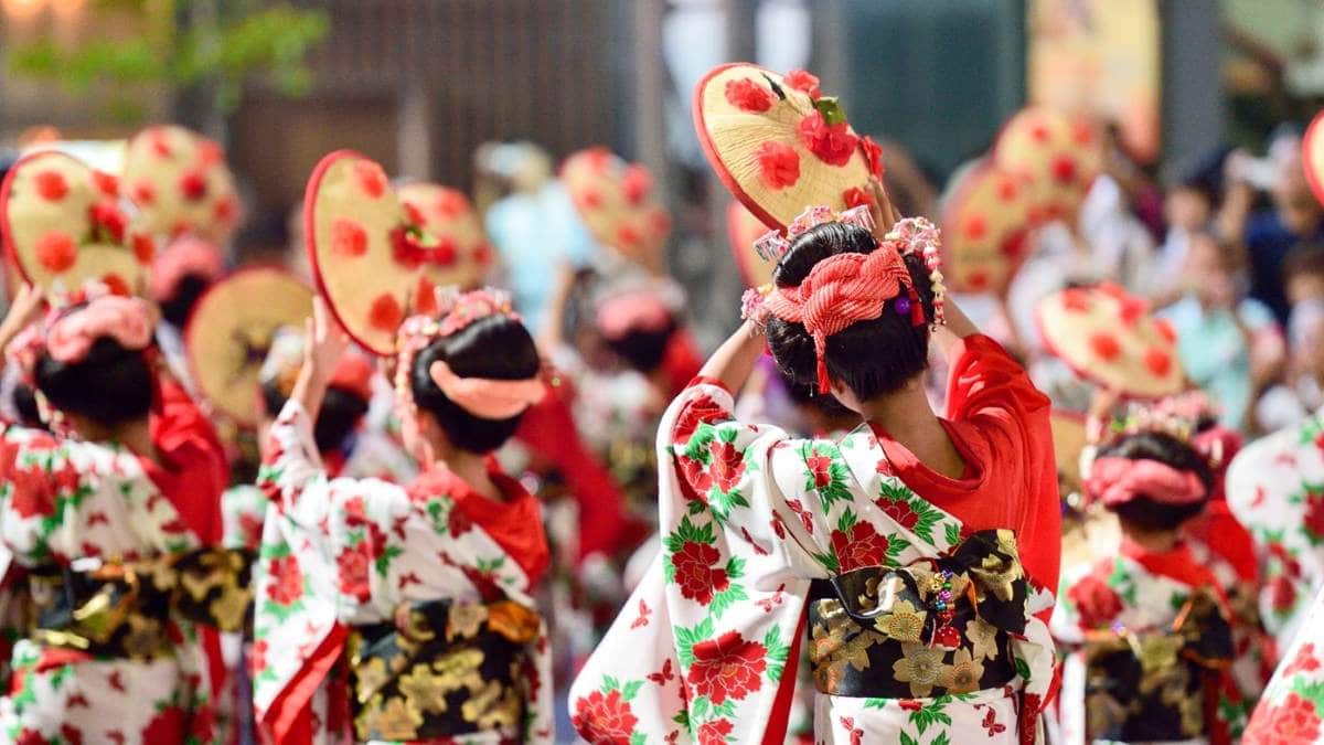 Lễ hội ở Nhật Bản - Lễ hội Nón hoa Hanagasa
