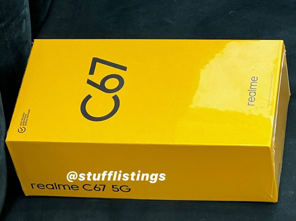 Hộp bán lẻ của realme C67