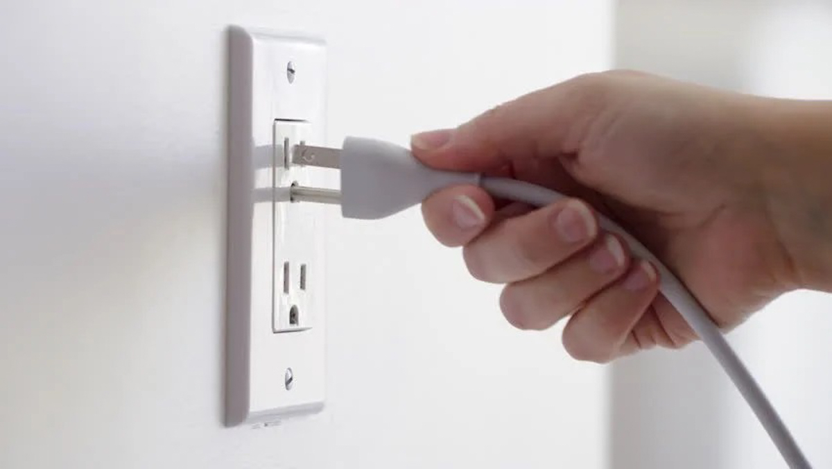 Rút điện tủ lạnh bao lâu thì cắm lại được?