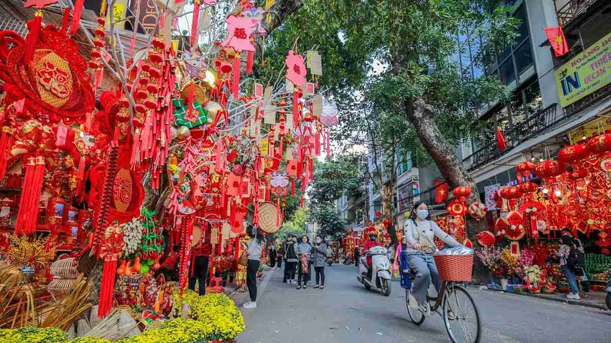 Tết nên đi du lịch ở đâu miền Bắc, Du xuân Hà Nội