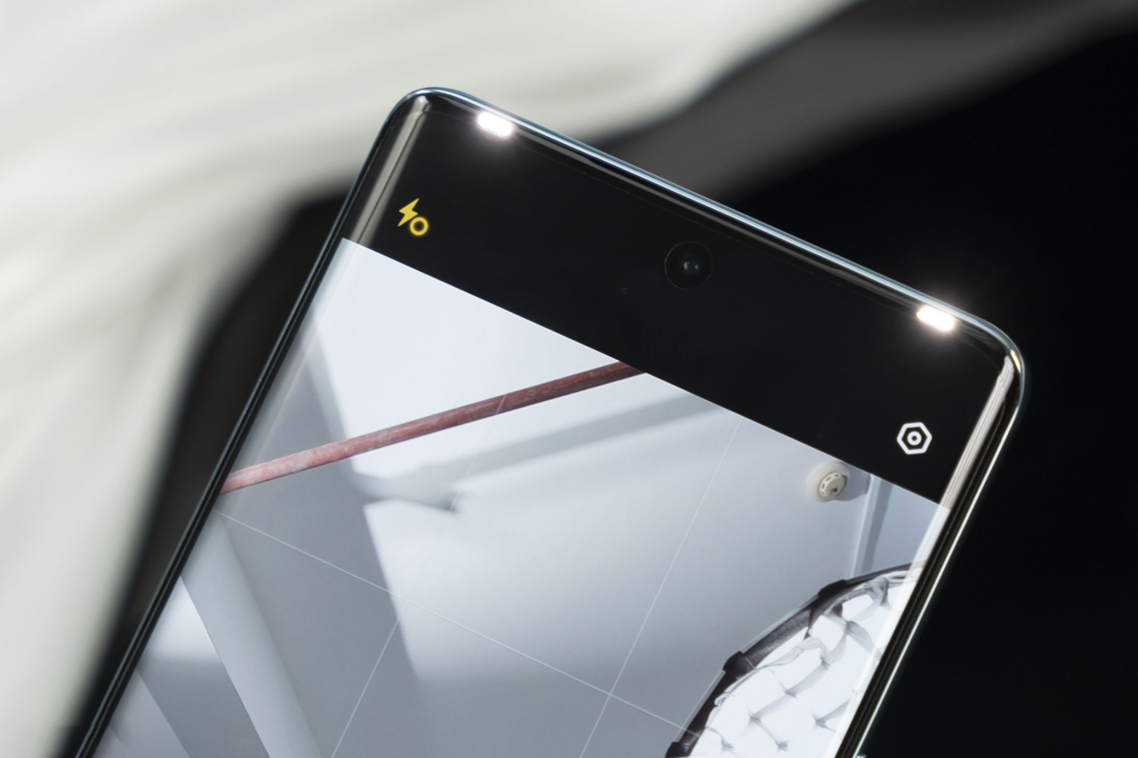 vivo S18