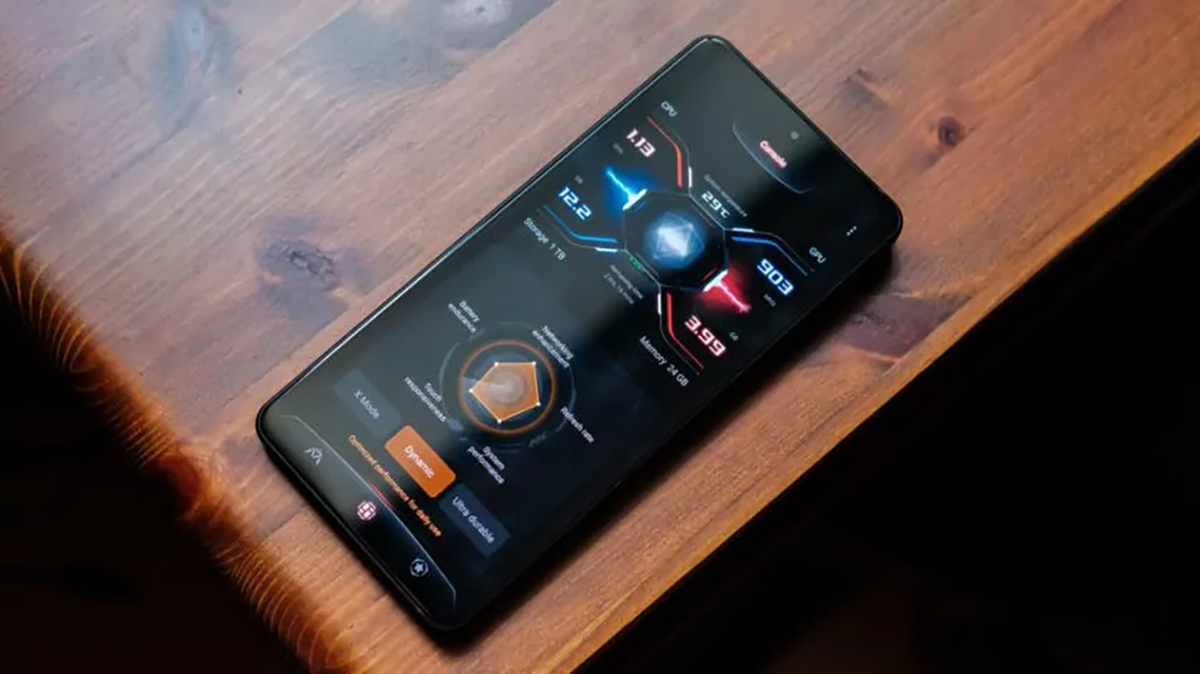 Màn hình ROG Phone 8 series siêu sáng