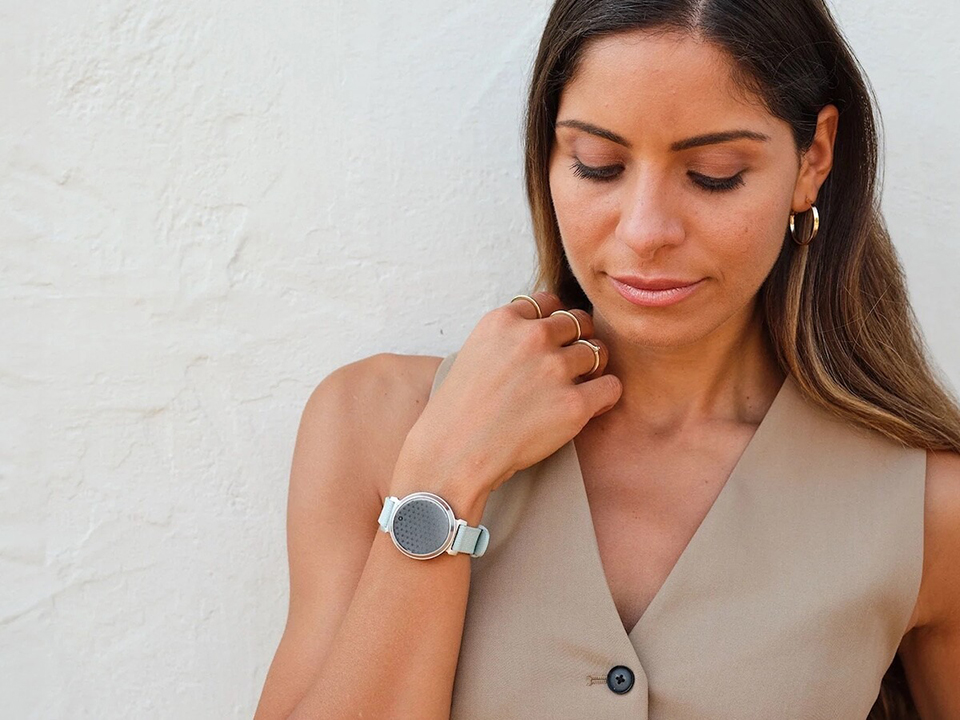 Smartwatch mới của Garmin có thiết kế sành điệu
