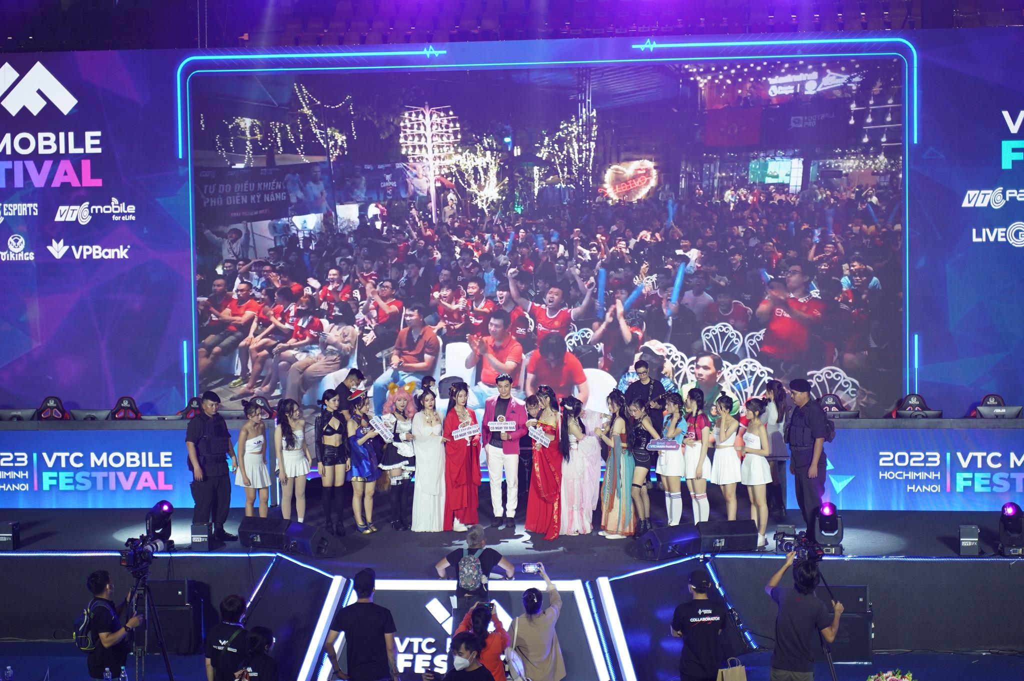 VTC Mobile Festival: Đại tiệc tri ân nhiều cảm xúc với hơn 4000 game thủ tham dự 