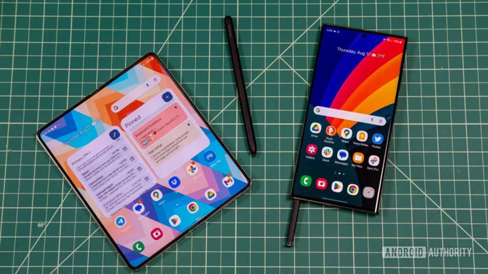 Hy vọng Samsung sẽ mang tới khe chứa bút S Pen cho Z Fold6