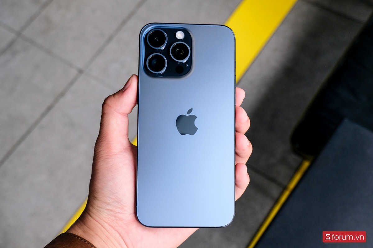 iPhone 15 Pro Max