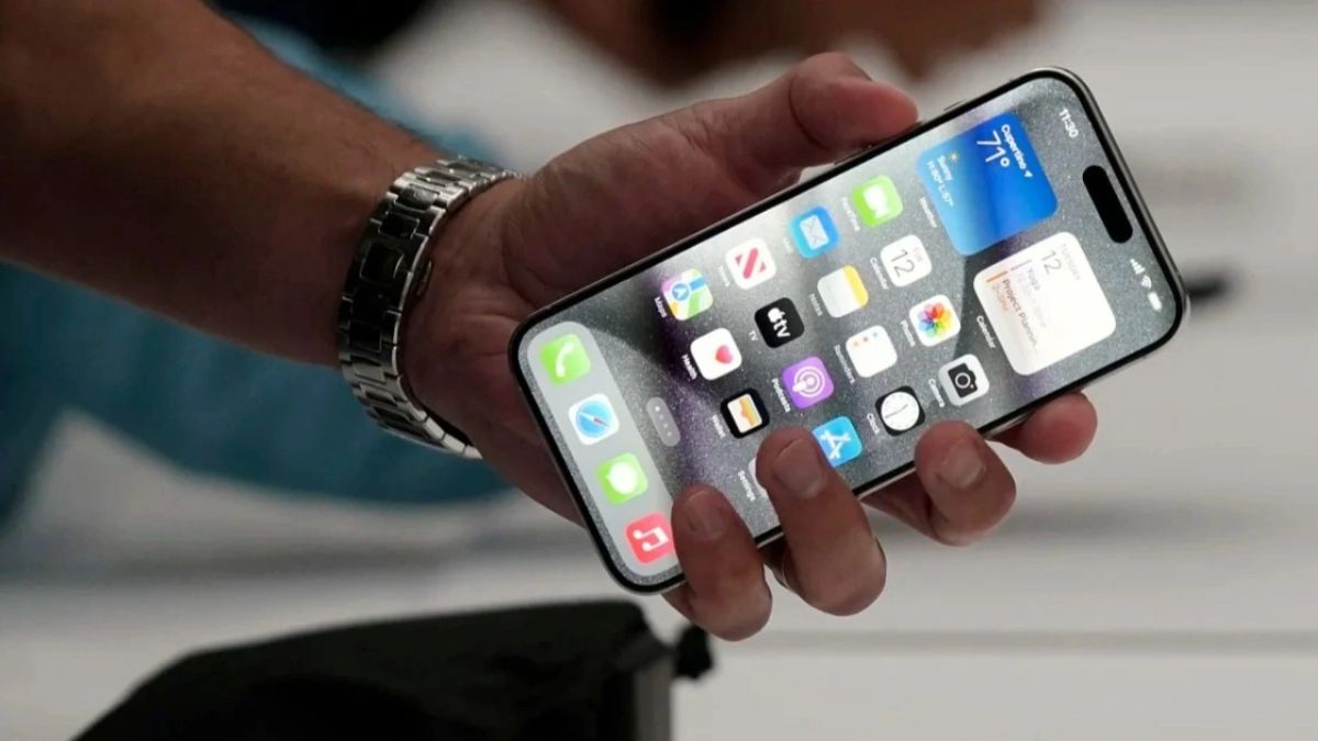 Dòng iPhone nào chống nước tốt nhất hiện nay? 1