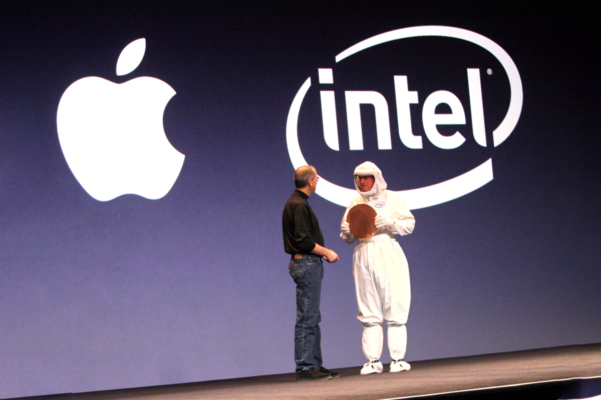 Apple thực hiện chuyển đổi để để tận dụng lợi ích của kiến trúc x86 của Intel