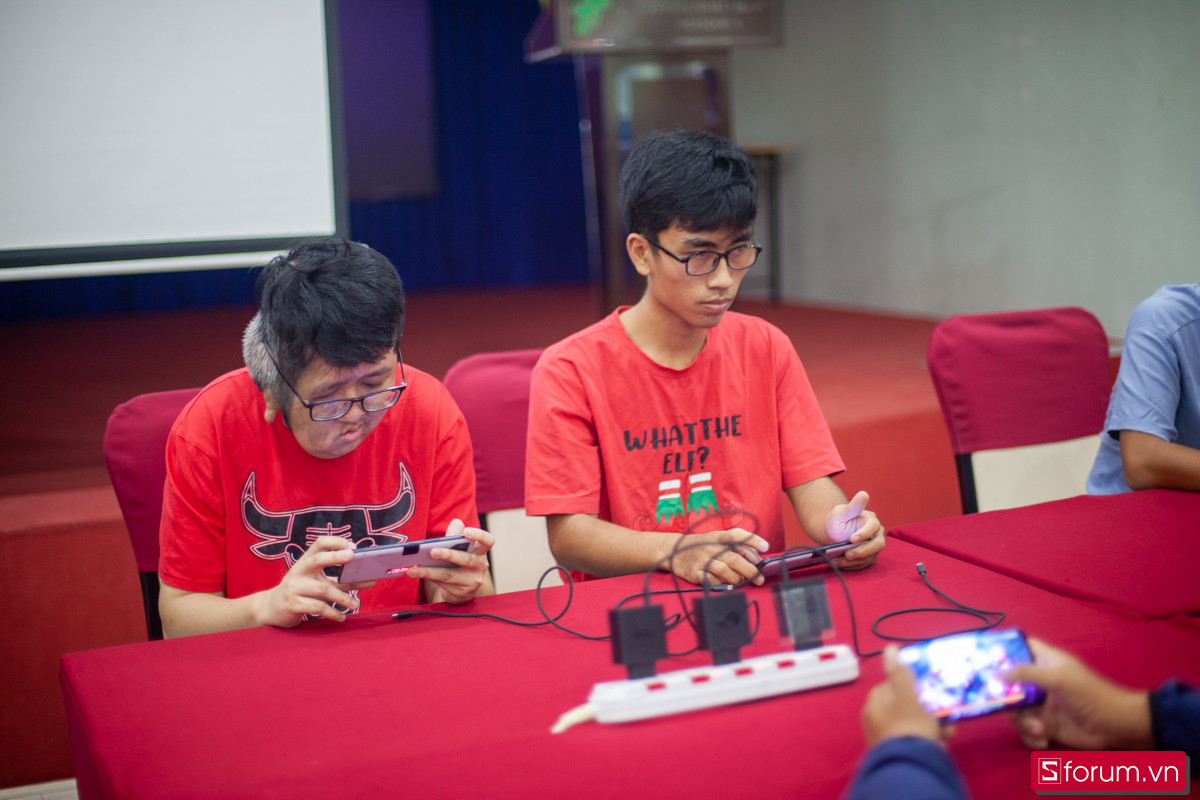 Para Esports - Ôm trọn niềm vui dành cho game thủ khiếm khuyết