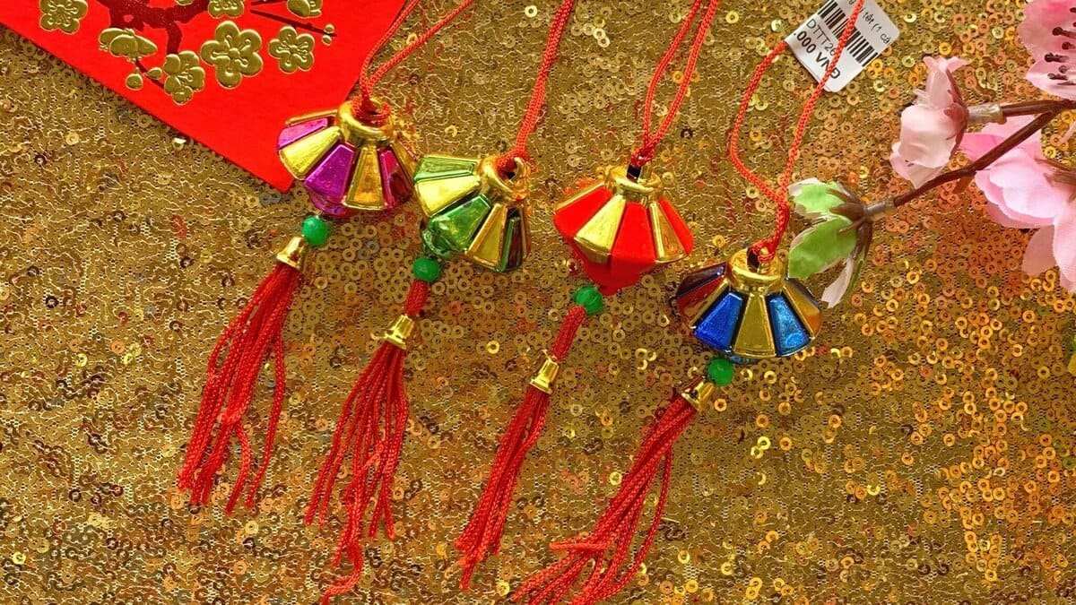 đồ phụ kiện trang trí giỏ quà tết đẹp, dễ thương
