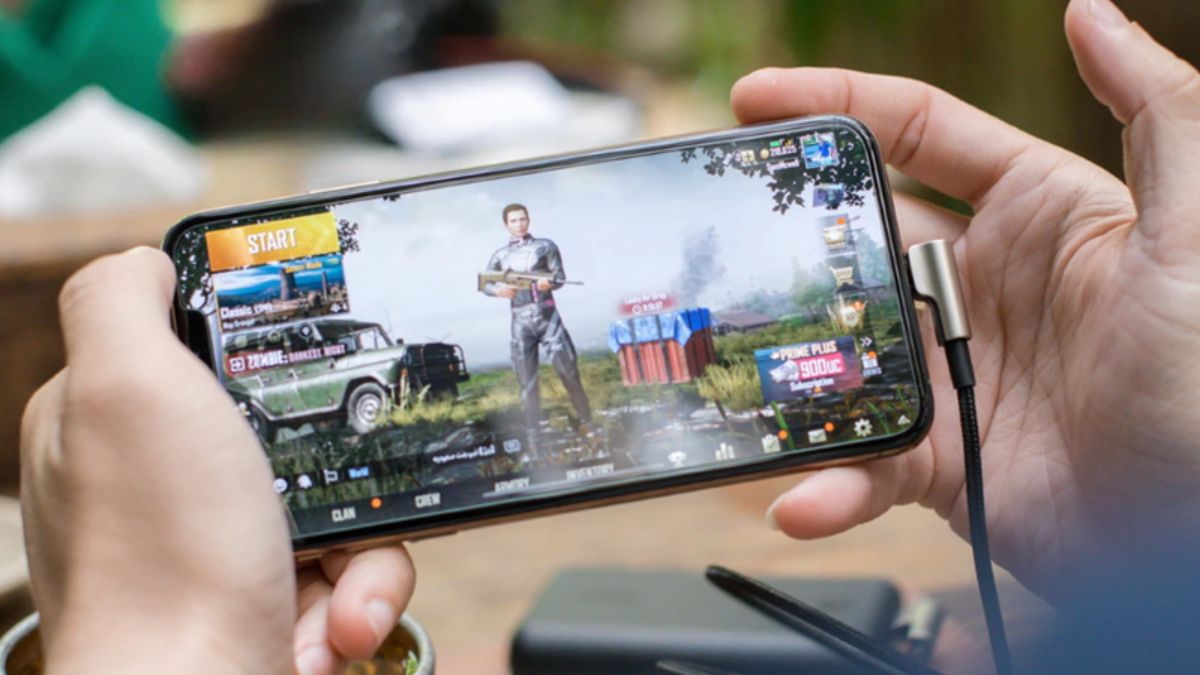 Tuyệt đối không vừa sạc vừa chơi game