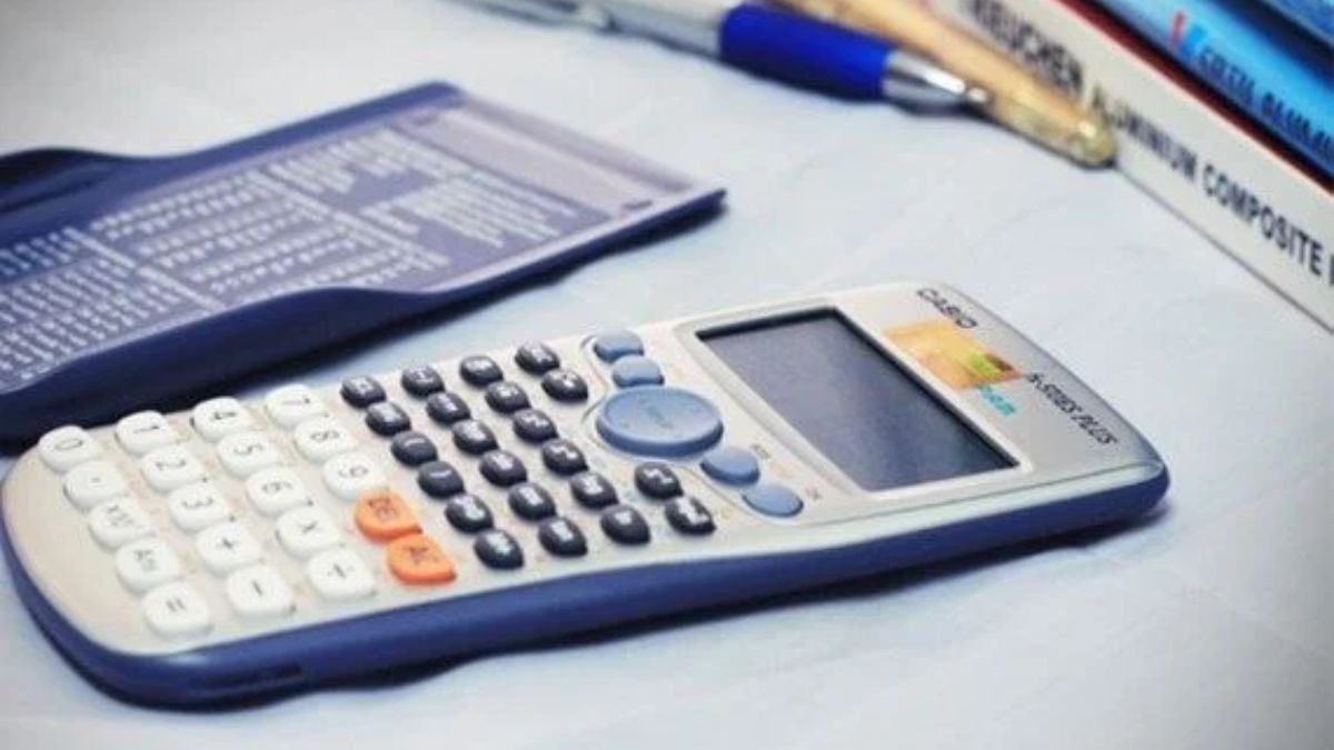 Có cách bấm ngoặc vuông trên máy tính Casio 570 không?