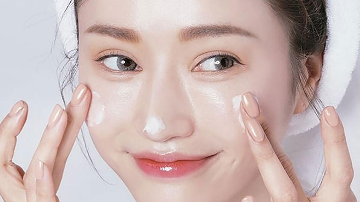 Da dầu có cần dưỡng ẩm không?