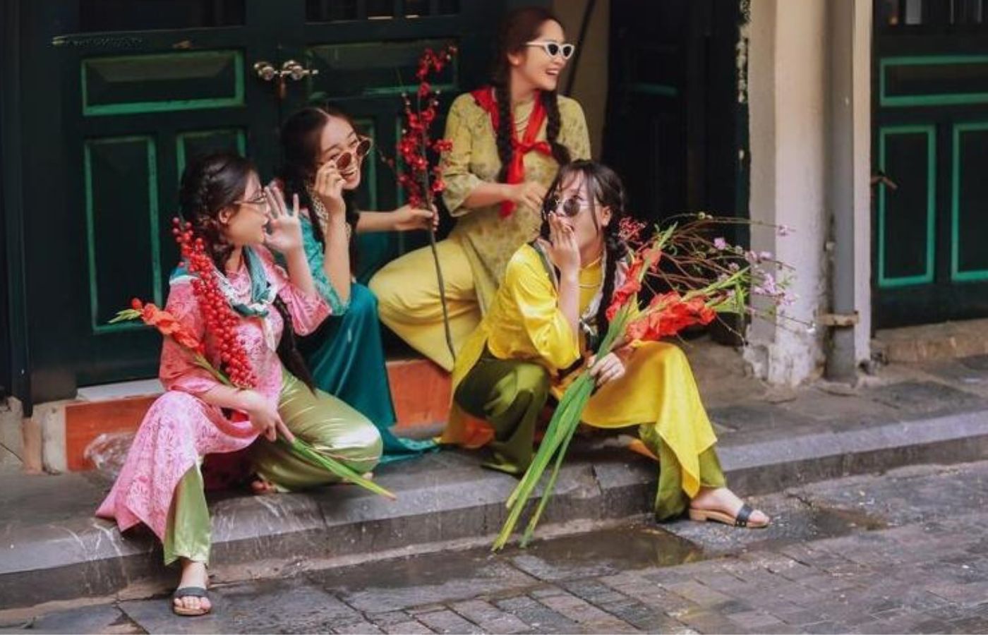 Cách chụp ảnh áo dài cùng hội bạn 3