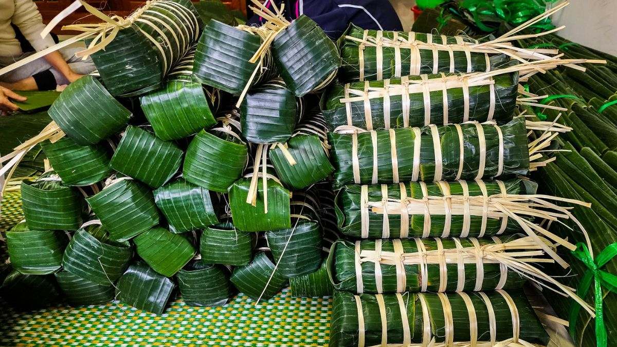 Đầu năm ăn gì cho may mắn- Bánh tét