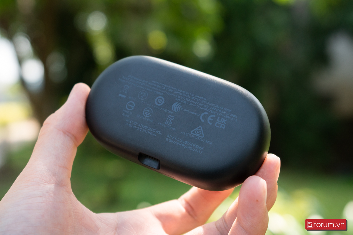 JBL Soundgear Sense