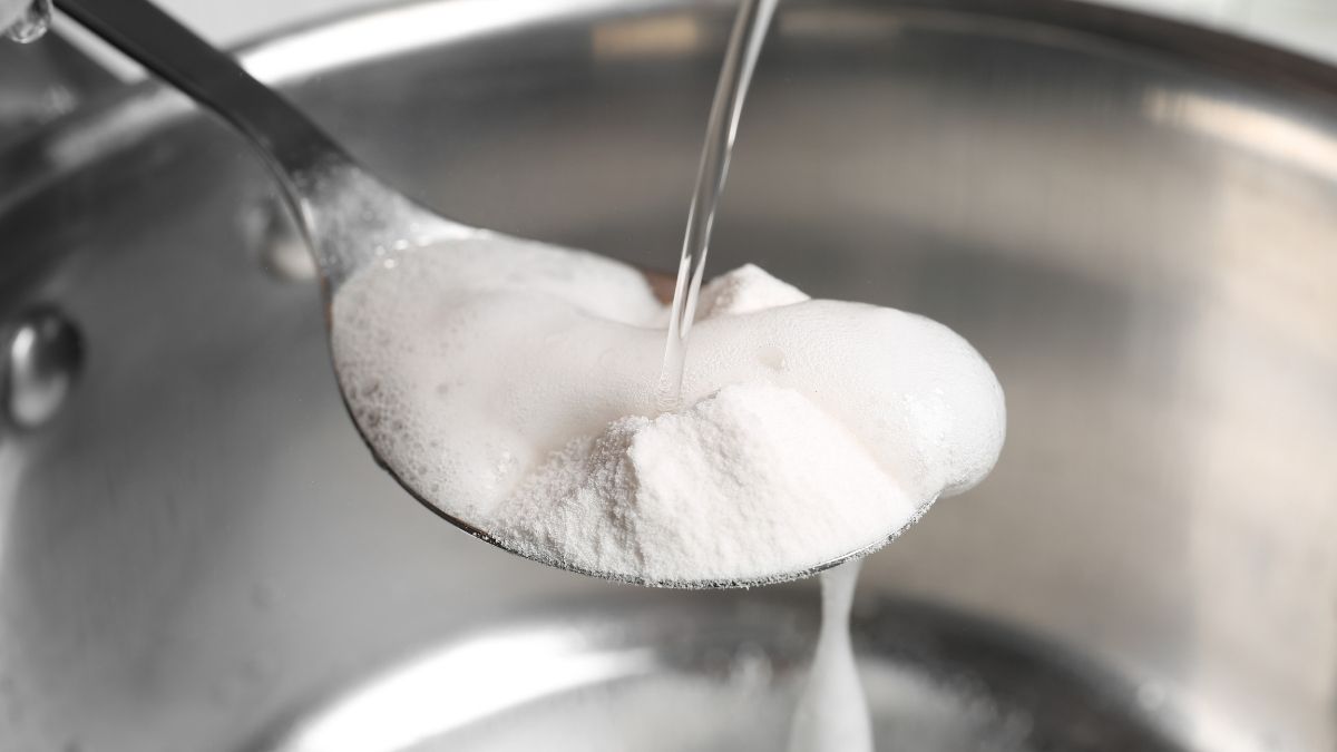 Cách vệ sinh máy giặt bằng baking soda bước 2