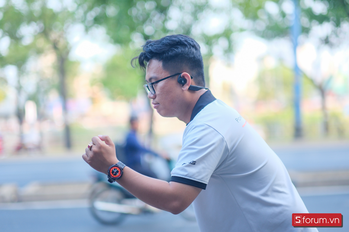 Amazfit Active Edge cho thời gian sử dụng lên đến hơn 5 ngày