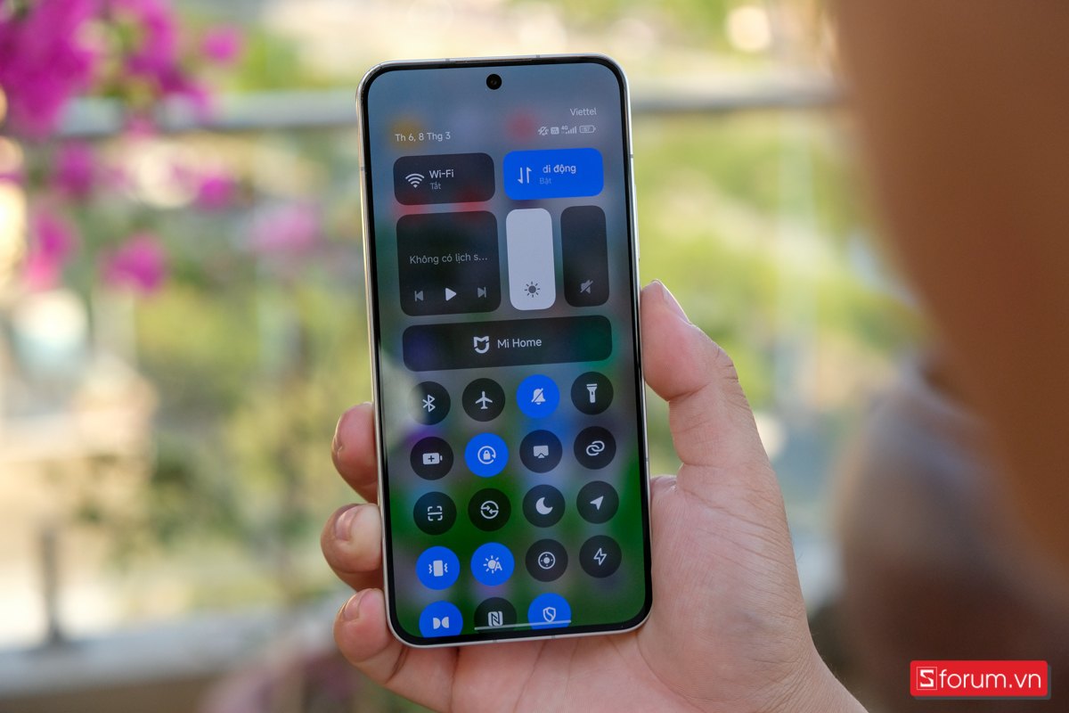 Xiaomi 13 có Bảng điều khiển mới trên HyperOS